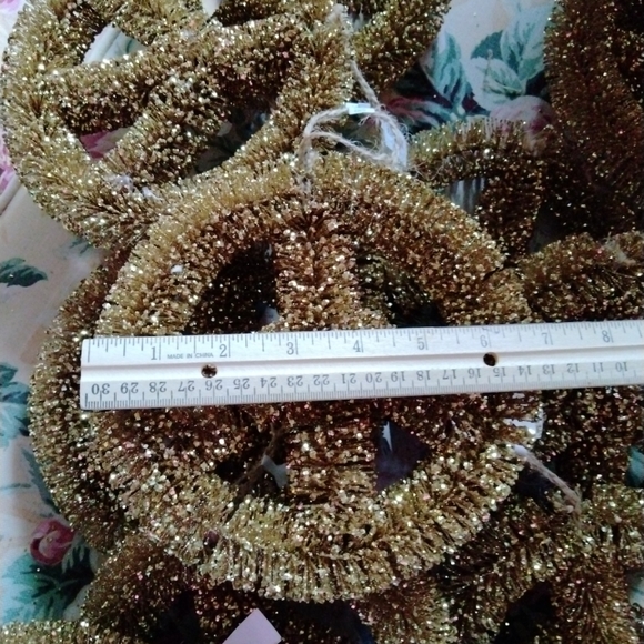 12 gold bottle brush sisal Peace Sign ornaments - Picture 5 of 12